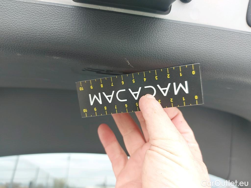  Hyundai   Ioniq HYUNDAI / 2019 / 5P / berlina con portón 1.6 GDI HEV Klass DCT #8