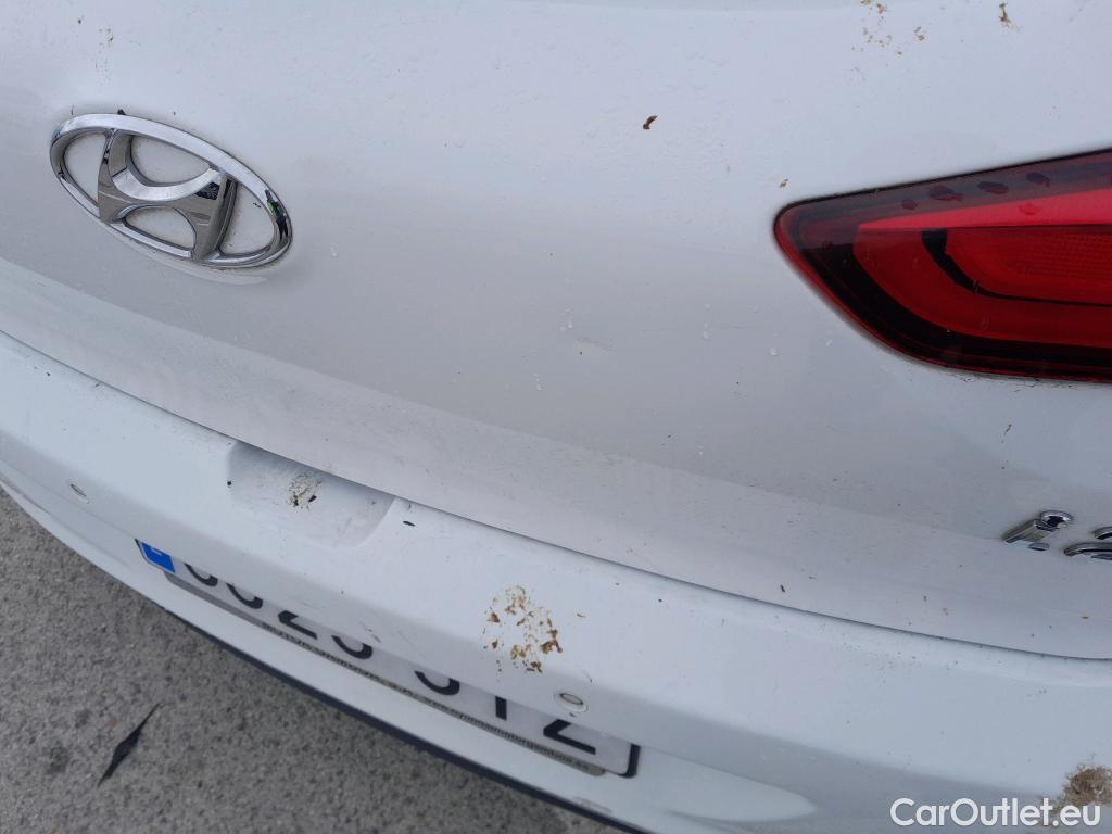  Hyundai  i20 HYUNDAI  5p 2G berlina con portón 1.4 CRDi Klass #7