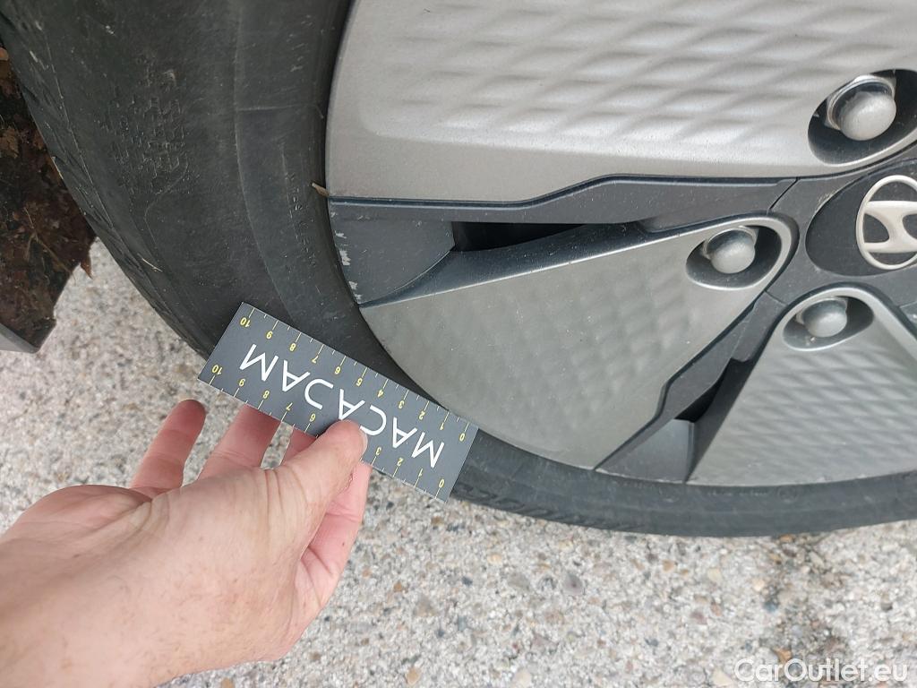  Hyundai   Ioniq HYUNDAI / 2019 / 5P / berlina con portón 1.6 GDI HEV Klass DCT #20