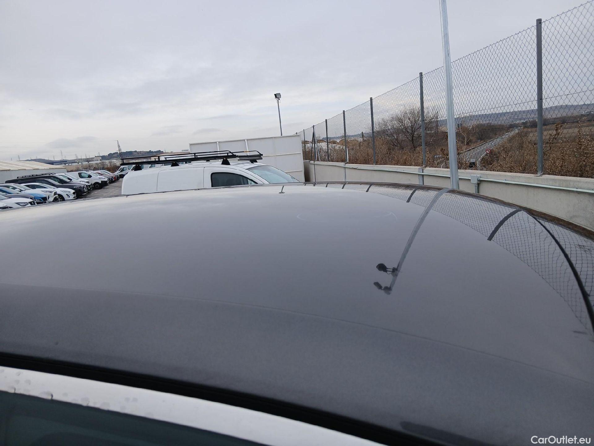  DS  DS7 DS DS 7 Crossback / 2017 / 5P / todoterreno BlueHDi DE 96kW (130CV) Auto. CHIC (AC) #41