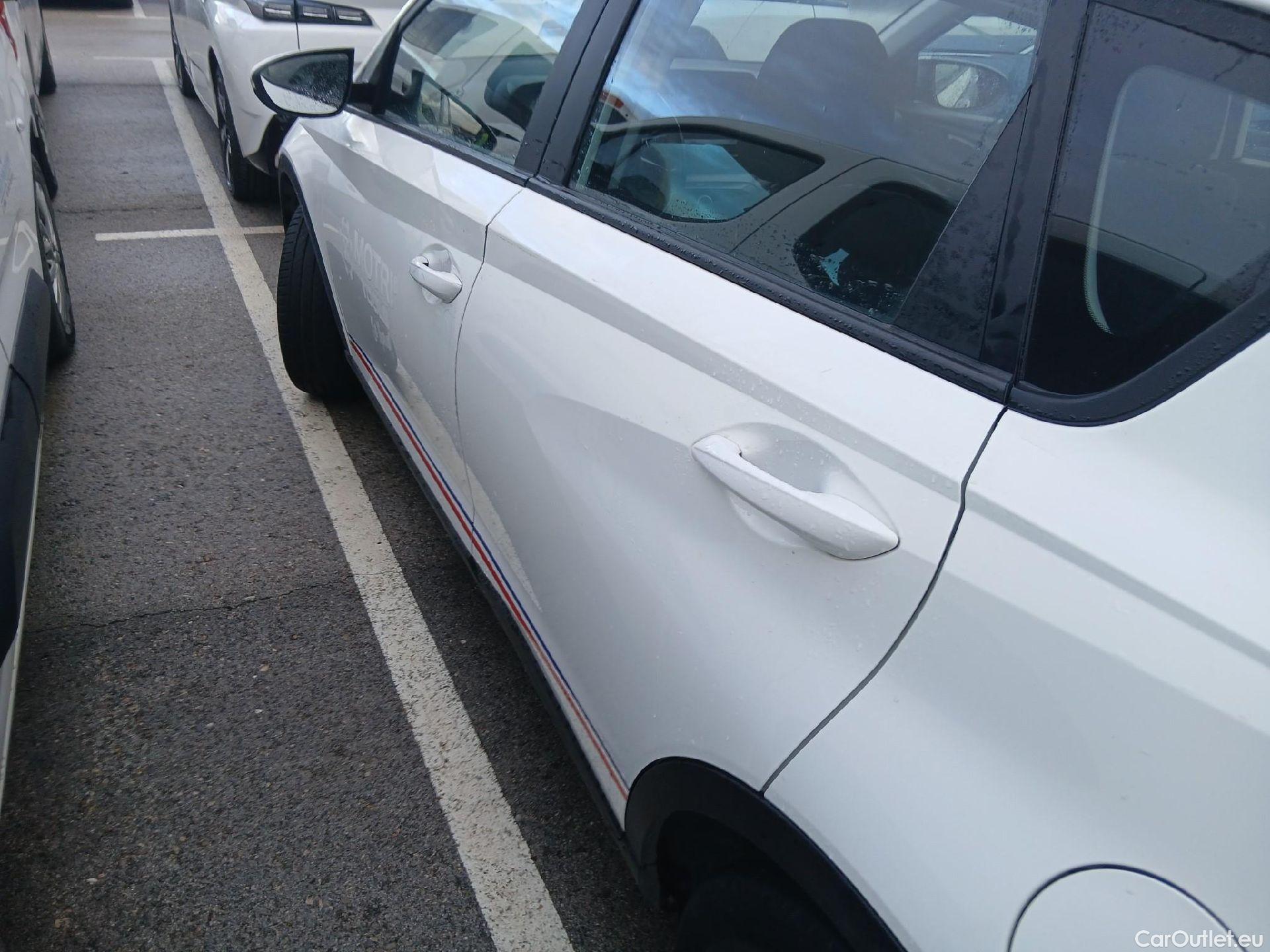  Hyundai  Bayon HYUNDAI  / 2021 / 5P / todoterreno 1.0 TGDI 74kW (100CV) Maxx #30