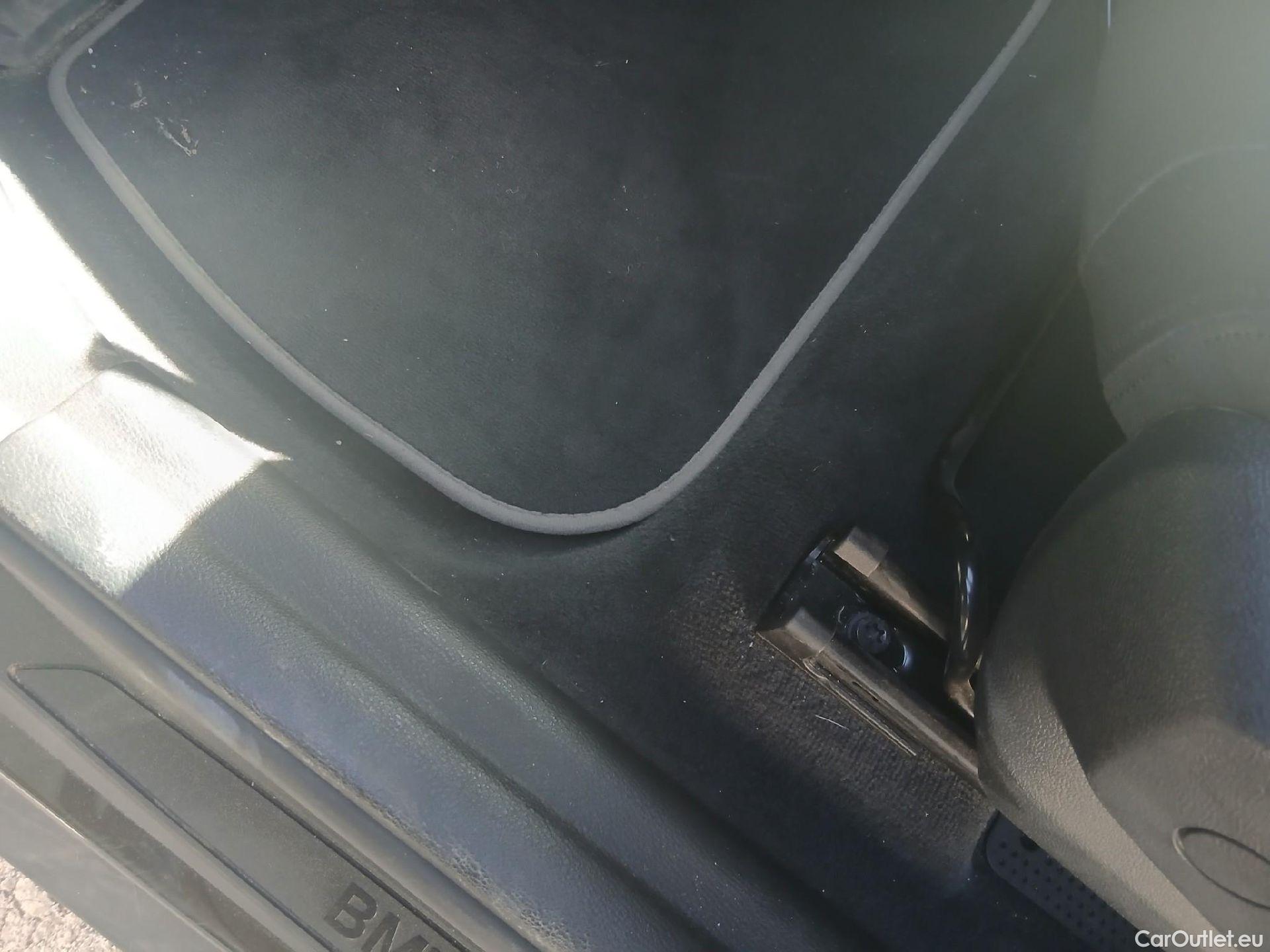  Bmw  X2 BMW  / 2017 / 5P / todoterreno sDrive18d #3