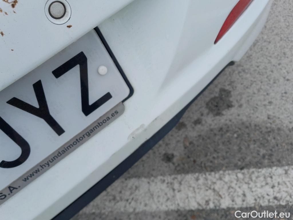  Hyundai  i20 HYUNDAI  5p 2G berlina con portón 1.4 CRDi Klass #33