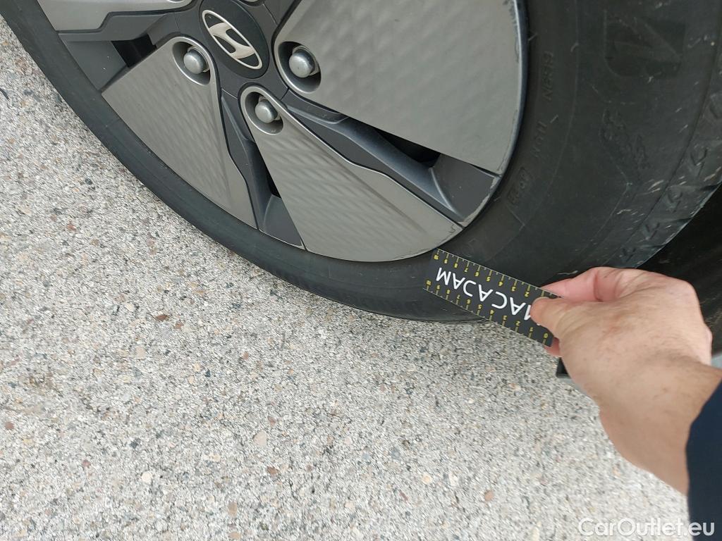  Hyundai   Ioniq HYUNDAI / 2019 / 5P / berlina con portón 1.6 GDI HEV Klass DCT #14