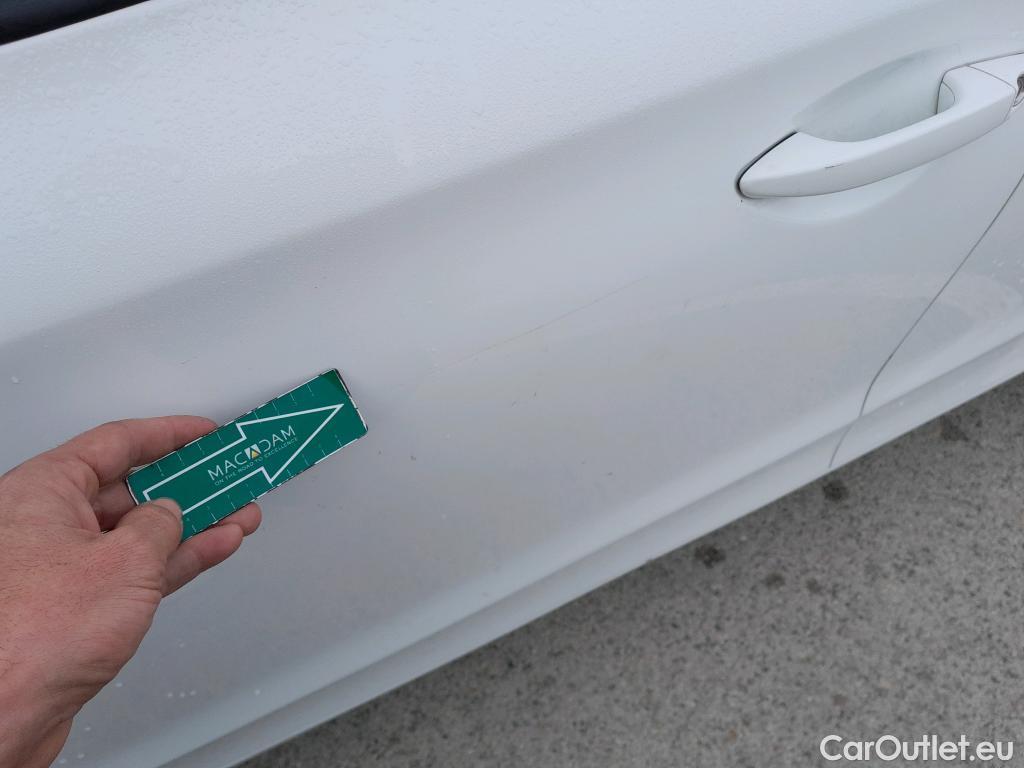  Hyundai  i20 HYUNDAI  5p 2G berlina con portón 1.4 CRDi Klass #18