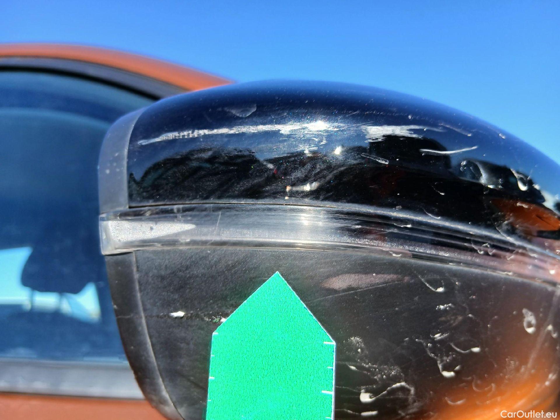  Peugeot  2008 PEUGEOT  / 2019 / 5P / todoterreno Active Pack BlueHDI 81kW (110CV) #41