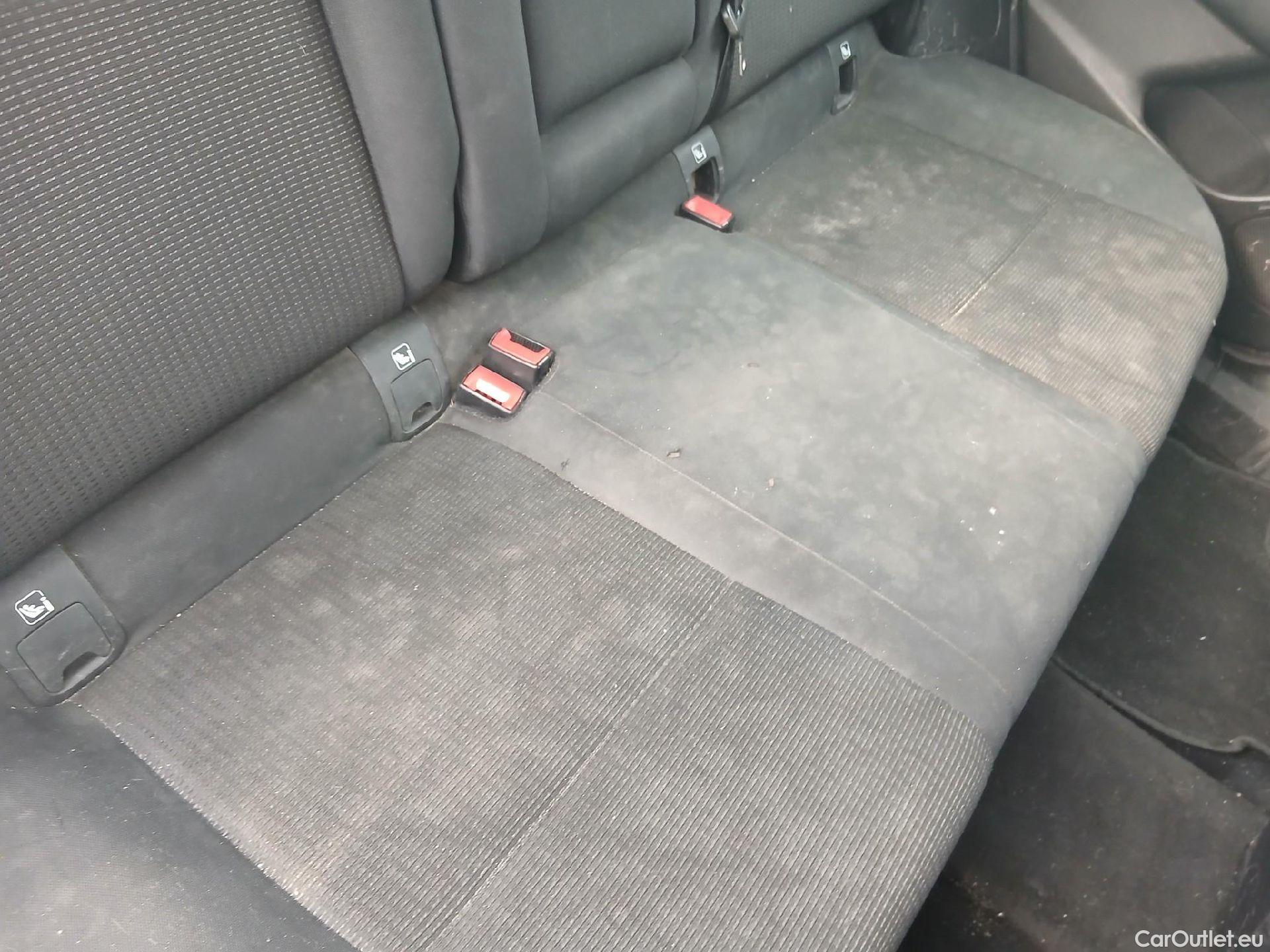  Nissan  Qashqai NISSAN  / 2021 / 5P / todoterreno DIG-T 103kW (140CV) mHEV 4x2 Acenta #46