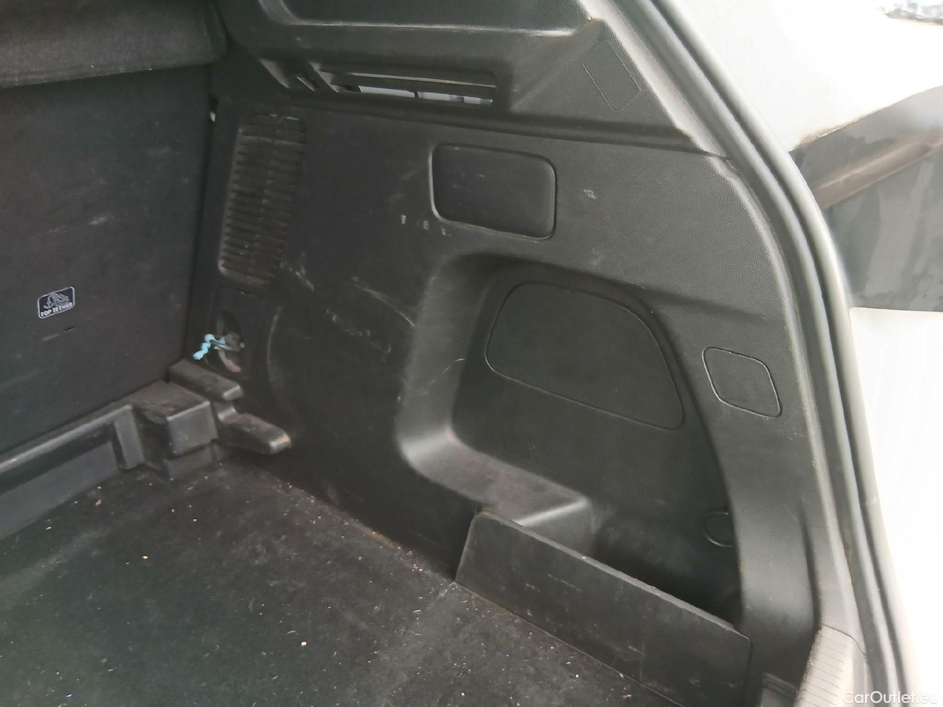  Opel   Grandland X OPEL Grandland / 2021 / 5P / todoterreno 1.5 CDTi Business Edition Auto #34