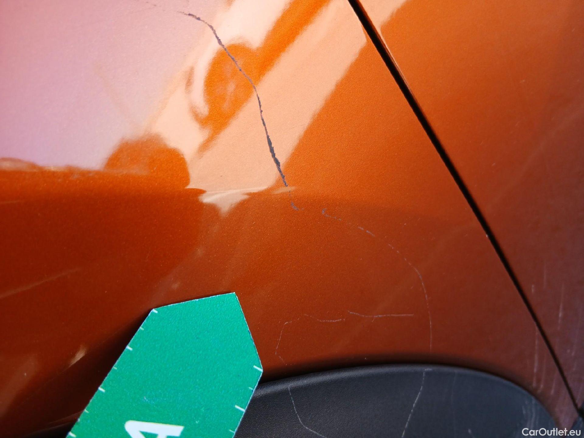  Peugeot  2008 PEUGEOT  / 2019 / 5P / todoterreno Active Pack BlueHDI 81kW (110CV) #13