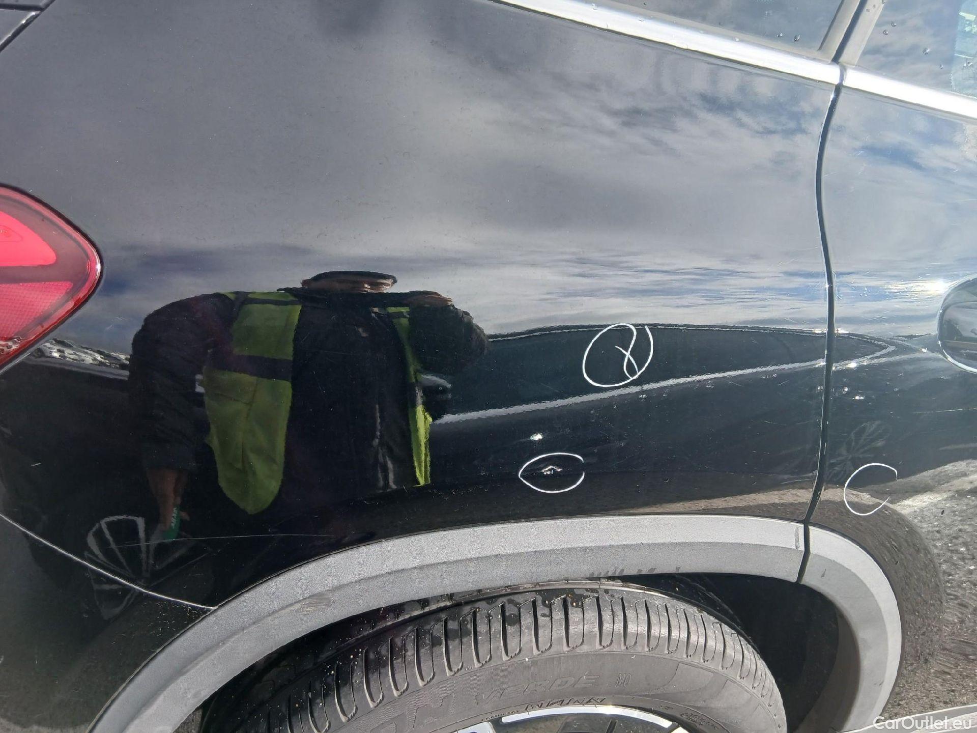  Mercedes  GLA MERCEDES-BENZ  / 2020 / 5P / todoterreno  200 D #16