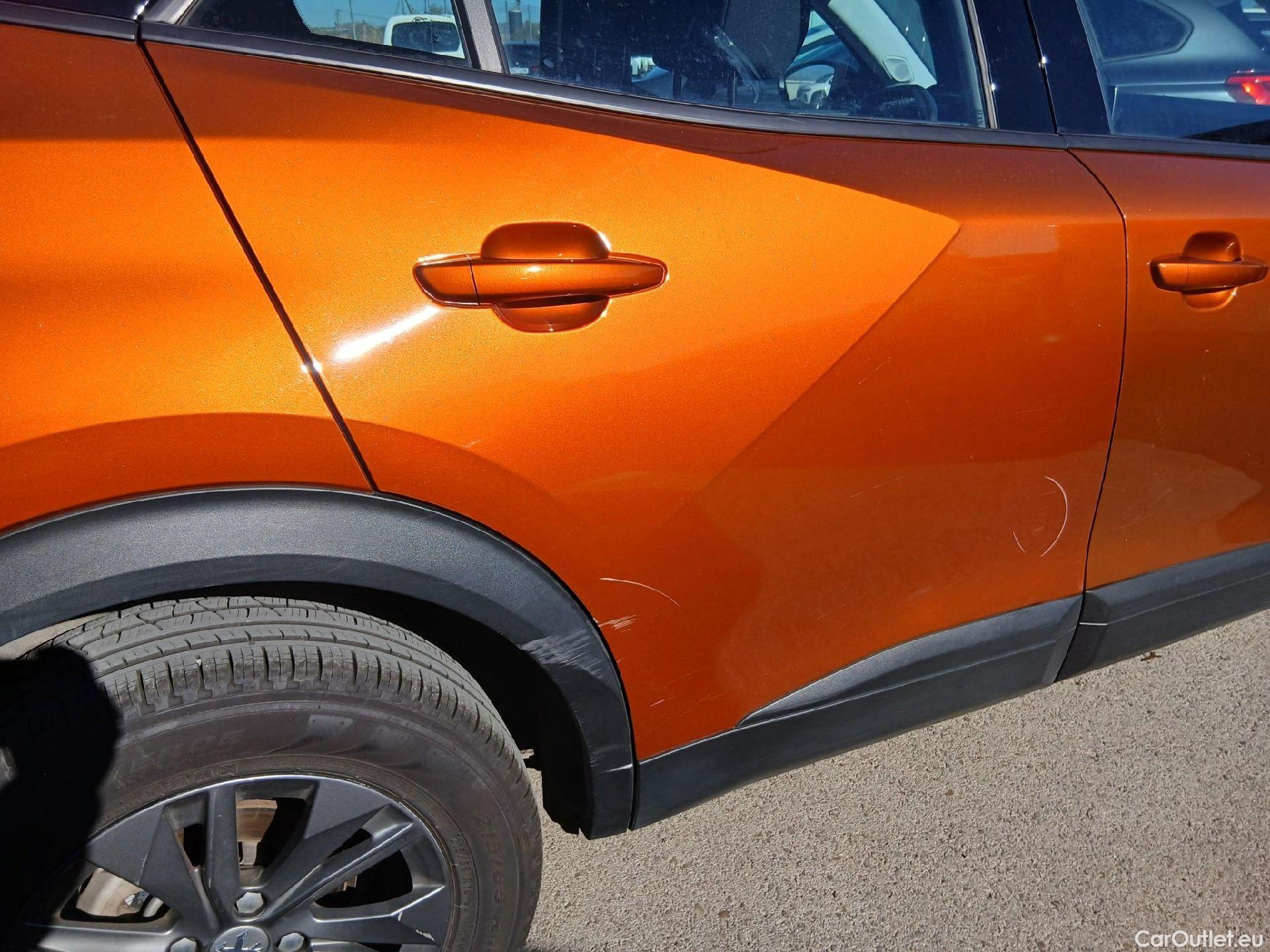  Peugeot  2008 PEUGEOT  / 2019 / 5P / todoterreno Active Pack BlueHDI 81kW (110CV) #33