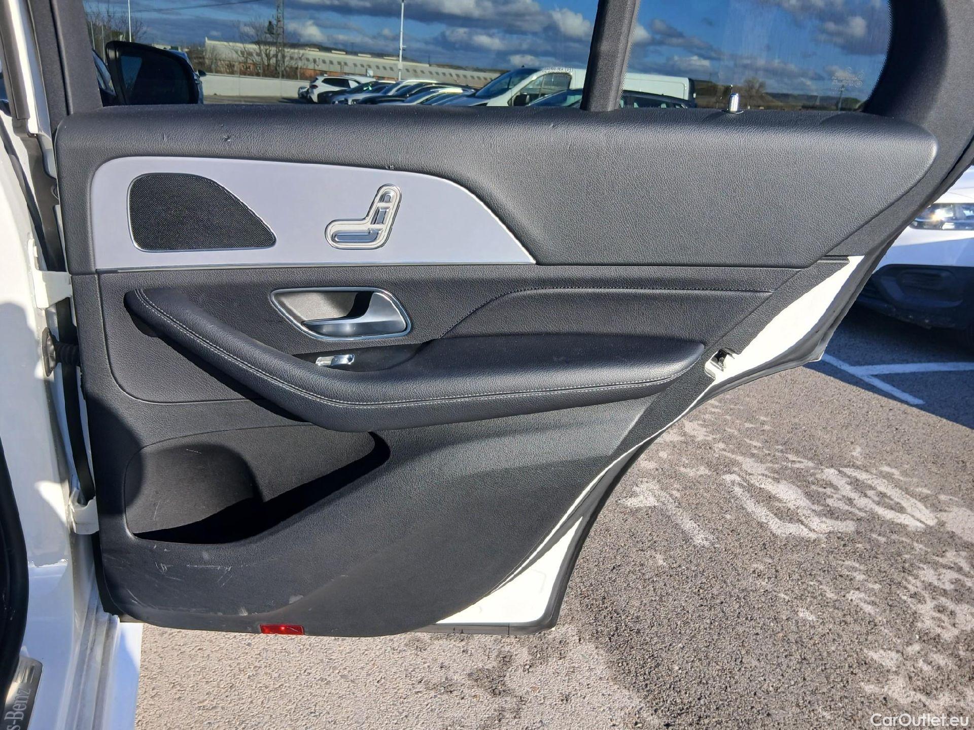  Mercedes  G-Klasee MERCEDES-BENZ GLE / 2018 / 5P / todoterreno GLE 300 d 4MATIC #44