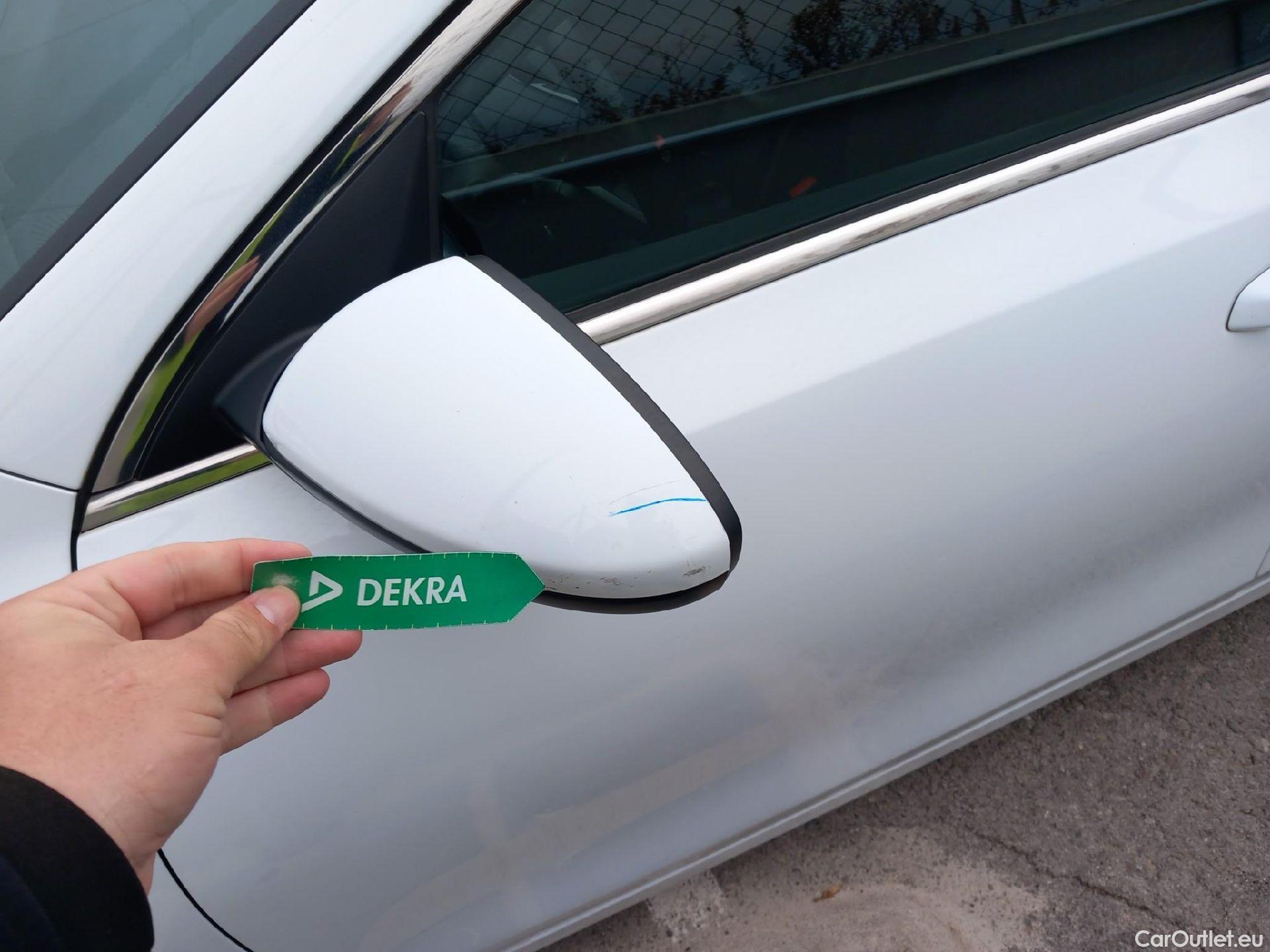  KIA  Cee'd KIA Ceed / 2018 / 5P / berlina con portón 1.6 CRDi 85kW (115CV) Business #16