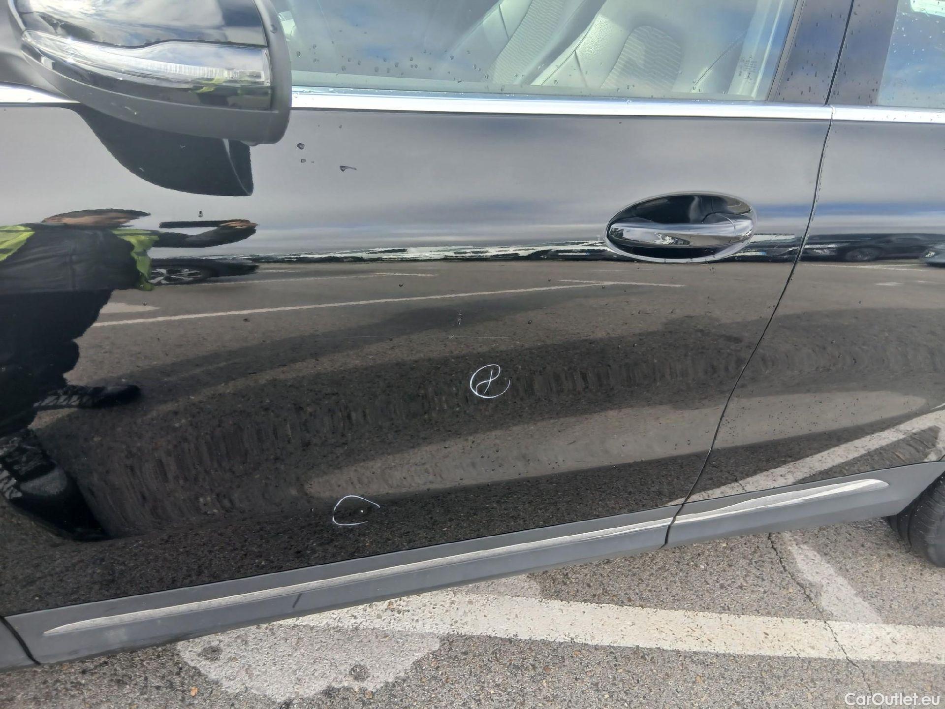  Mercedes  GLA MERCEDES-BENZ  / 2020 / 5P / todoterreno  200 D #12