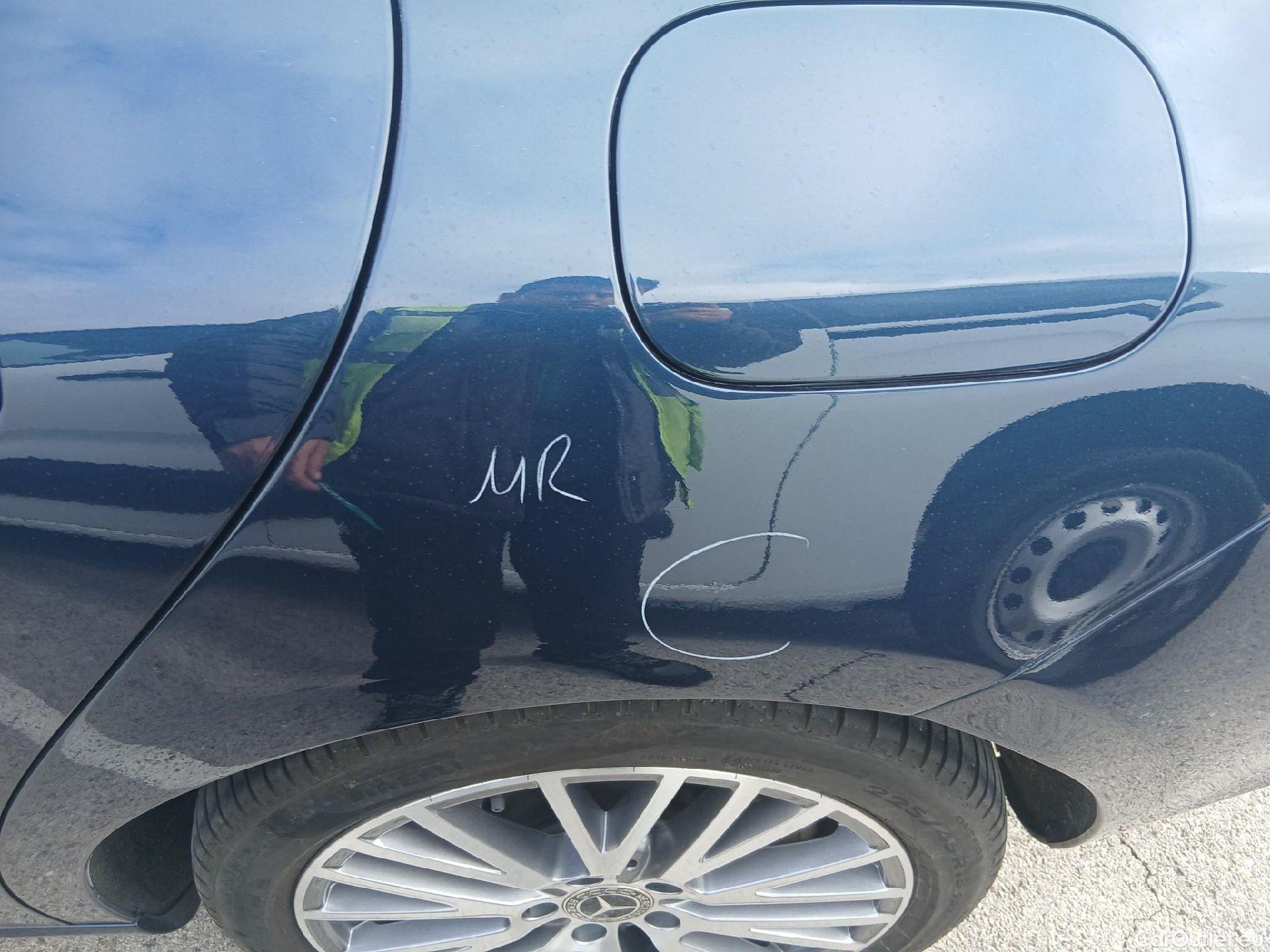  Mercedes  CLA-Klasse MERCEDES-BENZ CLA / 2019 / 4P / coupé CLA 250 e #16