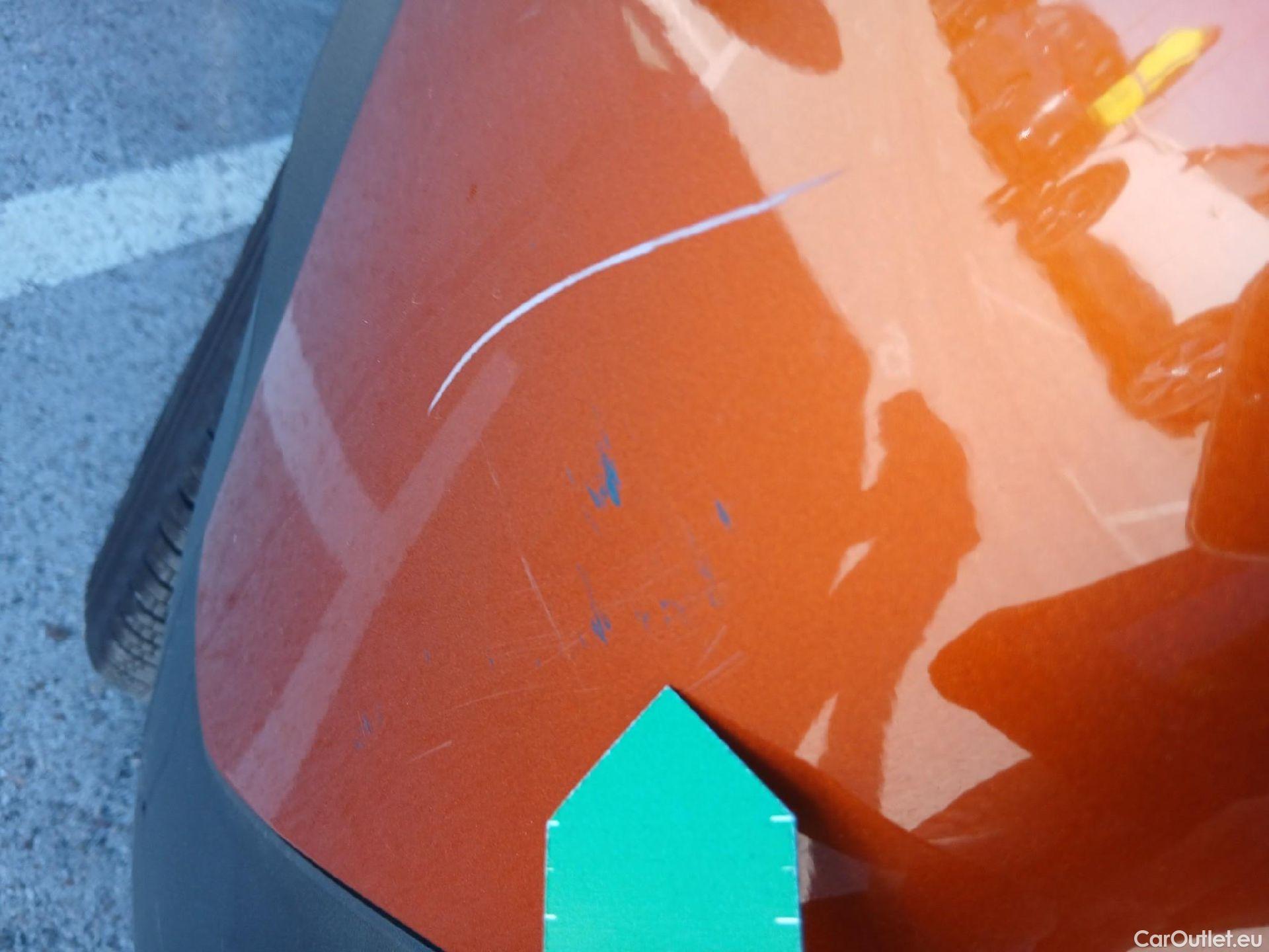  Peugeot  2008 PEUGEOT  / 2019 / 5P / todoterreno Active Pack BlueHDI 81kW (110CV) #21