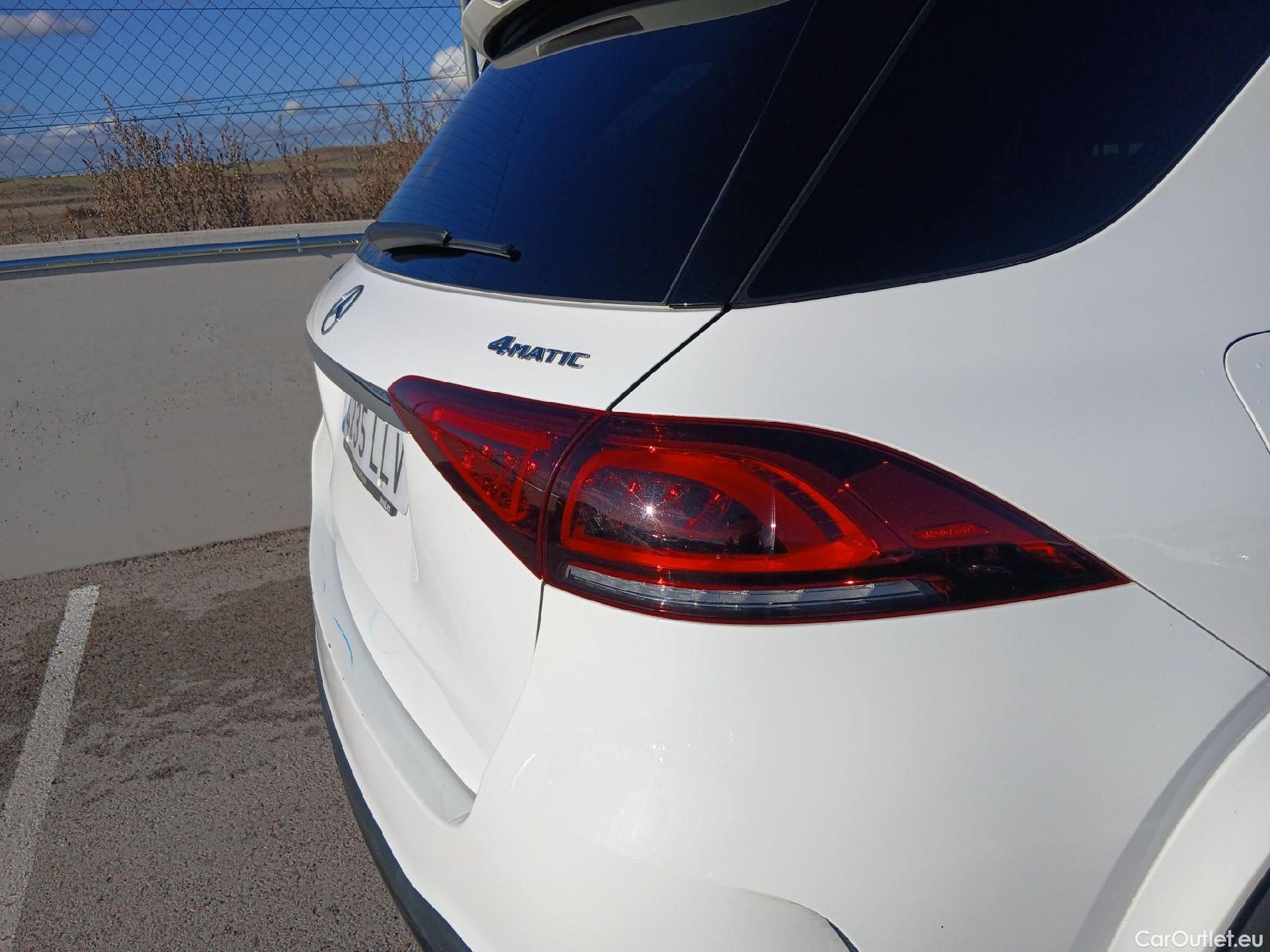  Mercedes  G-Klasee MERCEDES-BENZ GLE / 2018 / 5P / todoterreno GLE 300 d 4MATIC #36