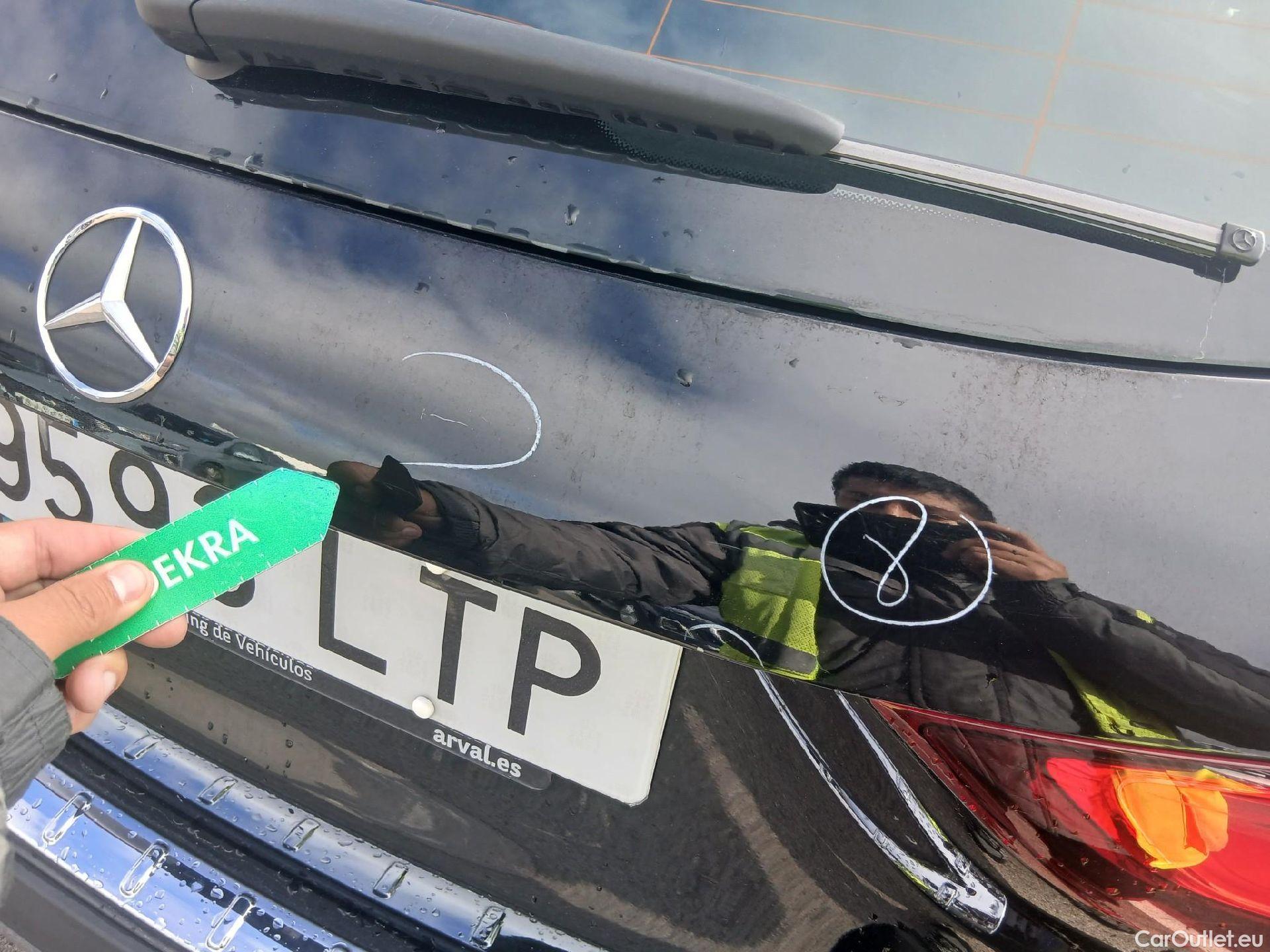  Mercedes  GLA MERCEDES-BENZ  / 2020 / 5P / todoterreno  200 D #14