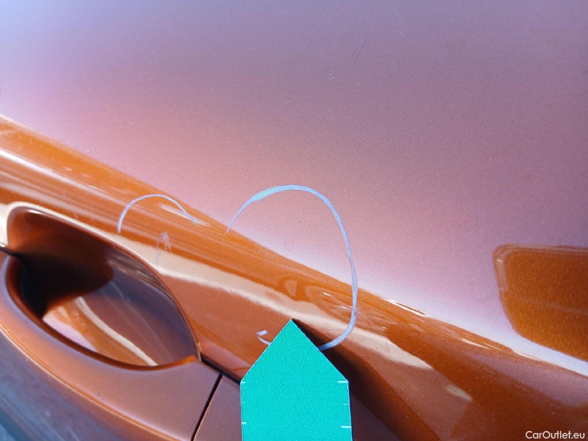  Peugeot  2008 PEUGEOT  / 2019 / 5P / todoterreno Active Pack BlueHDI 81kW (110CV) #16