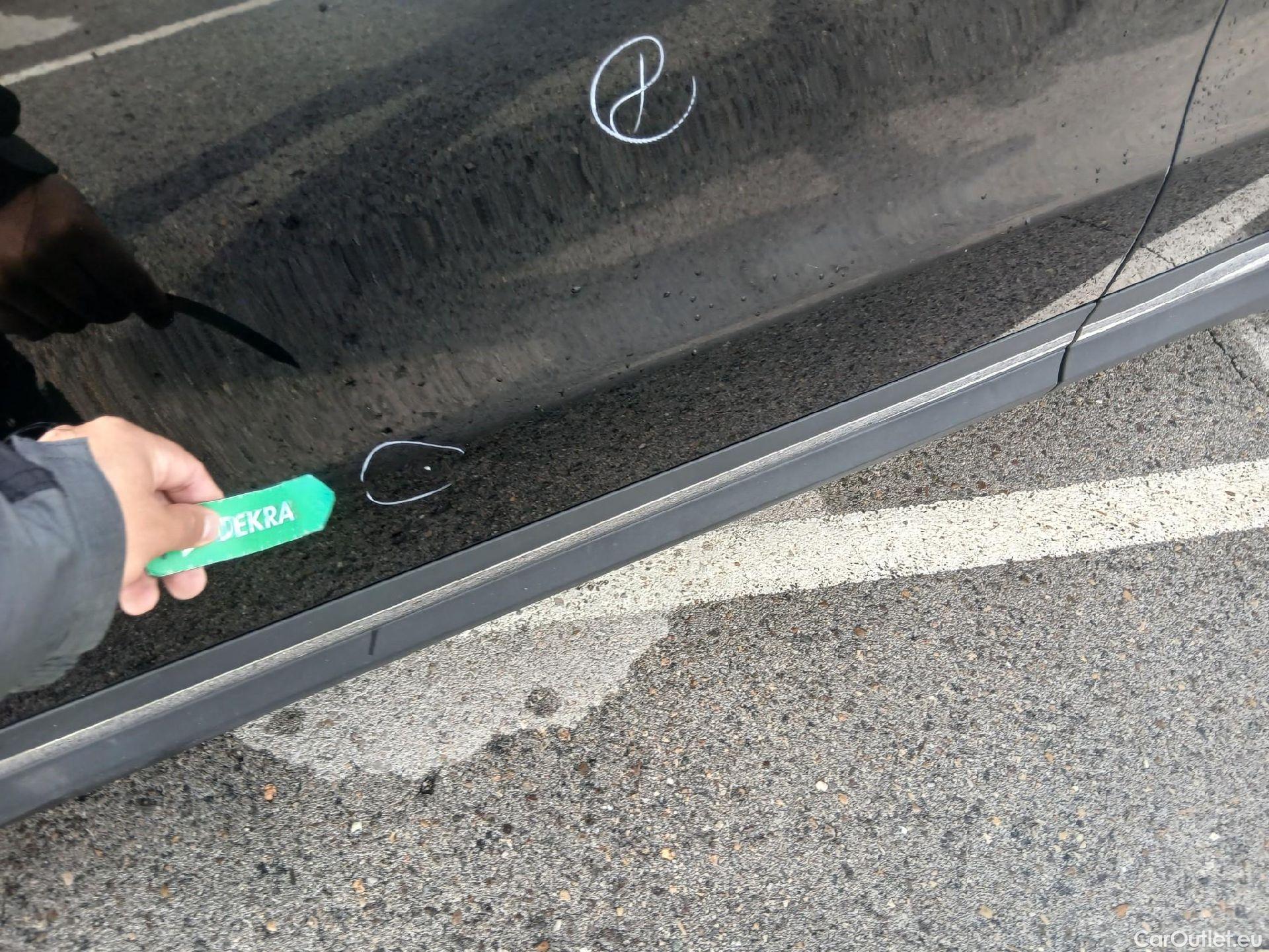  Mercedes  GLA MERCEDES-BENZ  / 2020 / 5P / todoterreno  200 D #13