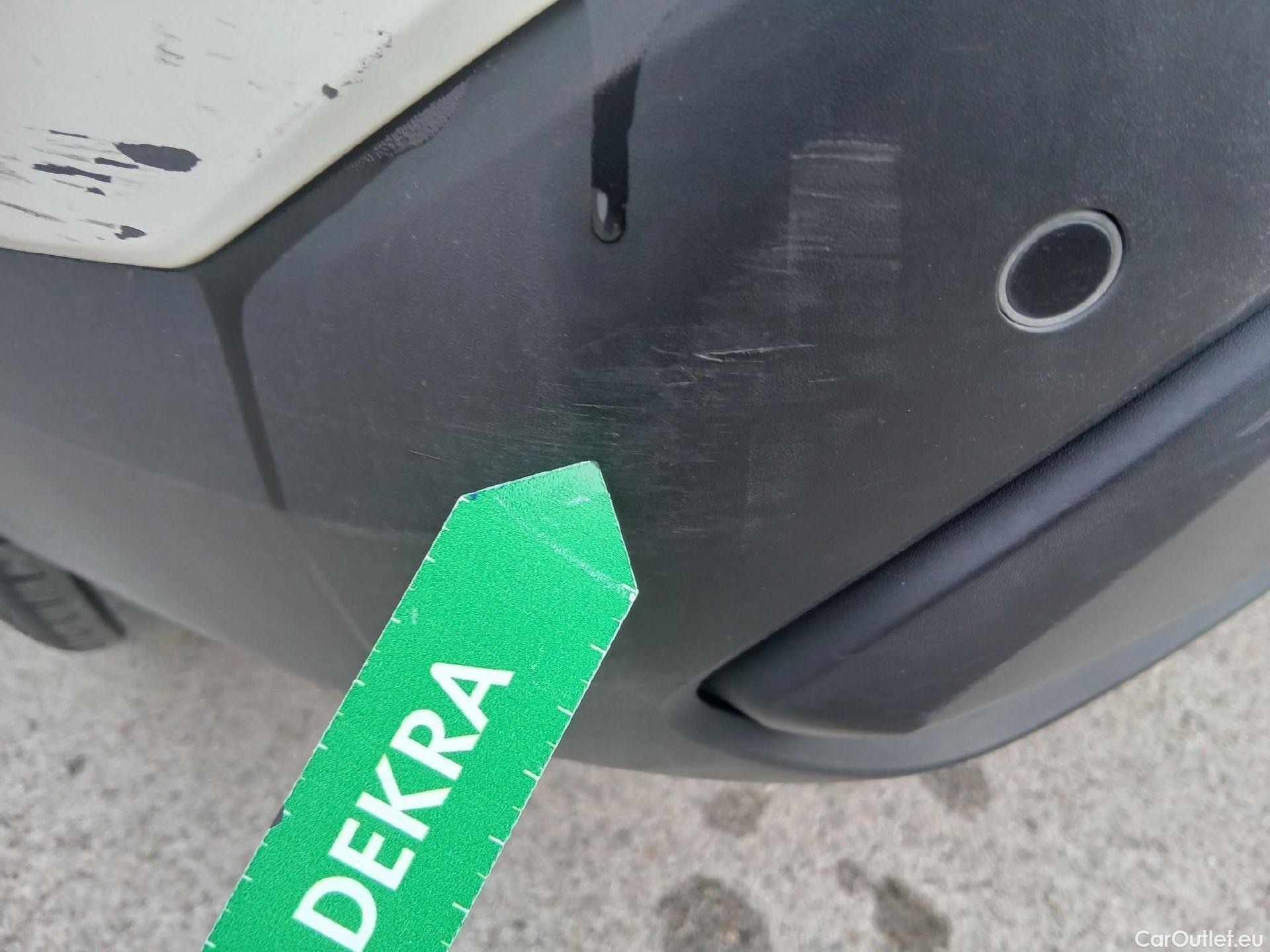  Nissan  Qashqai NISSAN  / 2021 / 5P / todoterreno DIG-T 103kW (140CV) mHEV 4x2 Acenta #23