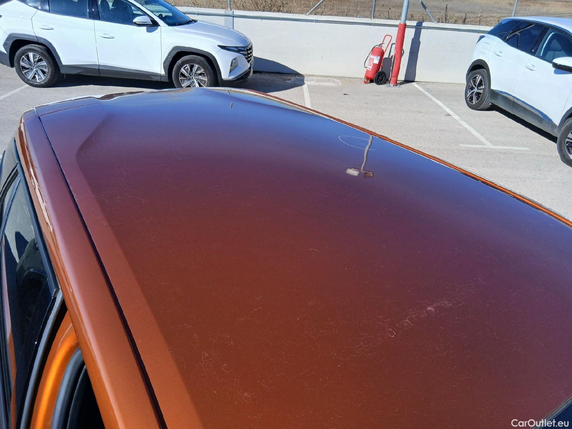  Peugeot  2008 PEUGEOT  / 2019 / 5P / todoterreno Active Pack BlueHDI 81kW (110CV) #44