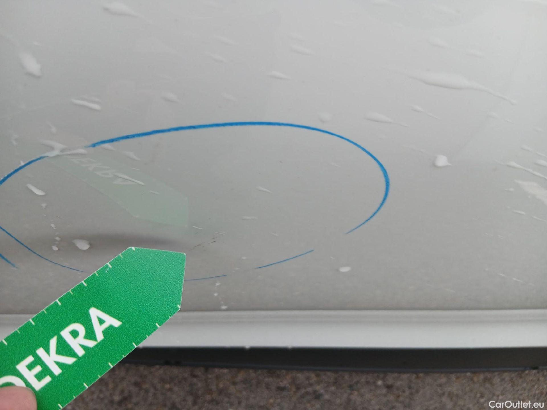  Renault  Clio RENAULT  / 2016 / 5P / berlina con portón Business Energy dCi 66kW (90CV) #9