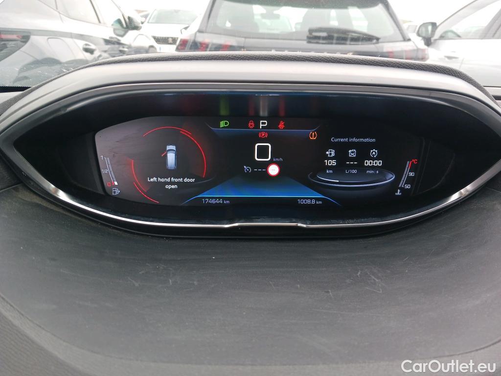  Peugeot  5008 PEUGEOT  / 2017 / 5P / todoterreno Allure BlueHDi 96kW (130CV) S&S EAT8 (CX) #36