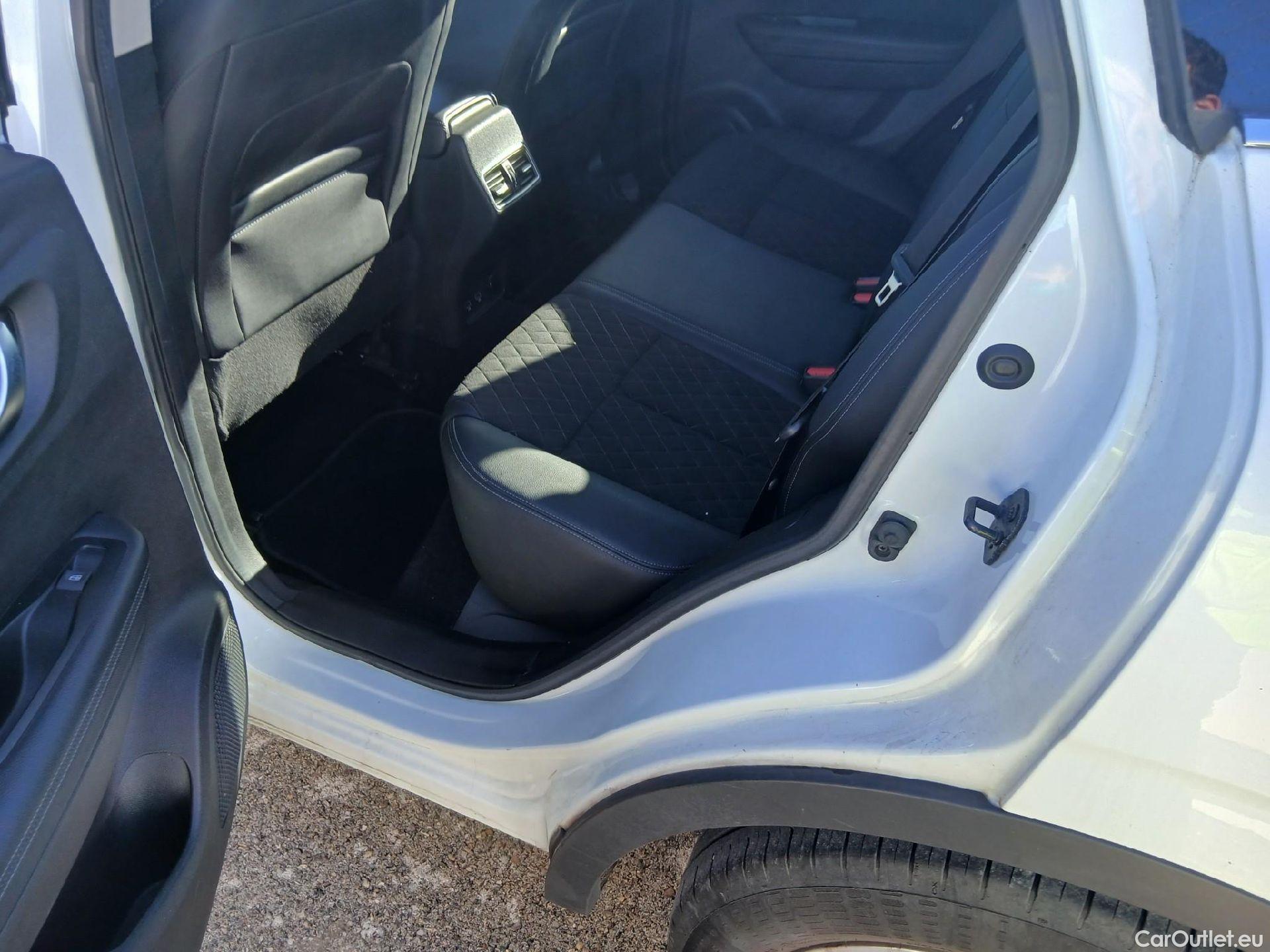  Renault  Kadjar RENAULT  / 2019 / 5P / crossover Zen Blue dCi 85kW (115CV) #42