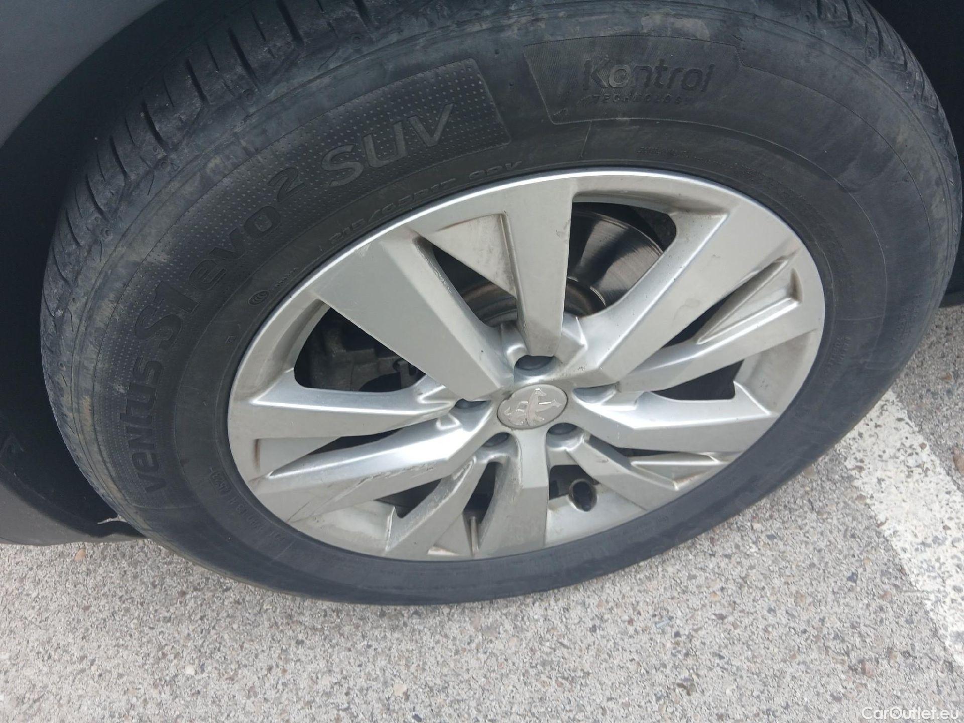  Peugeot  3008 PEUGEOT  / 2016 / 5P / todoterreno 1.5 BlueHDi 96kW (130CV) S&S Style #21