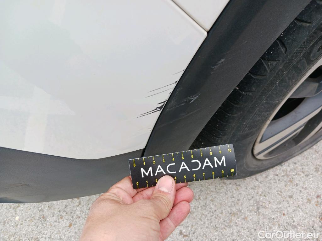  Peugeot  5008 PEUGEOT  / 2017 / 5P / todoterreno Allure BlueHDi 96kW (130CV) S&S EAT8 (CX) #33