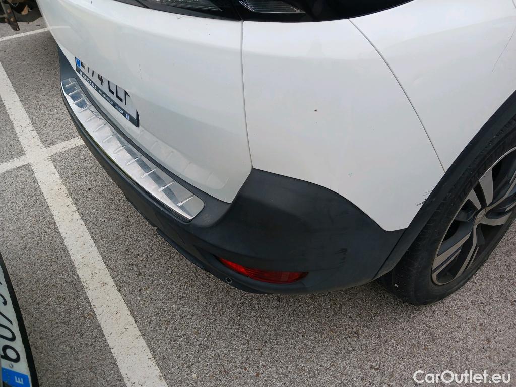  Peugeot  5008 PEUGEOT  / 2017 / 5P / todoterreno Allure BlueHDi 96kW (130CV) S&S EAT8 (CX) #27