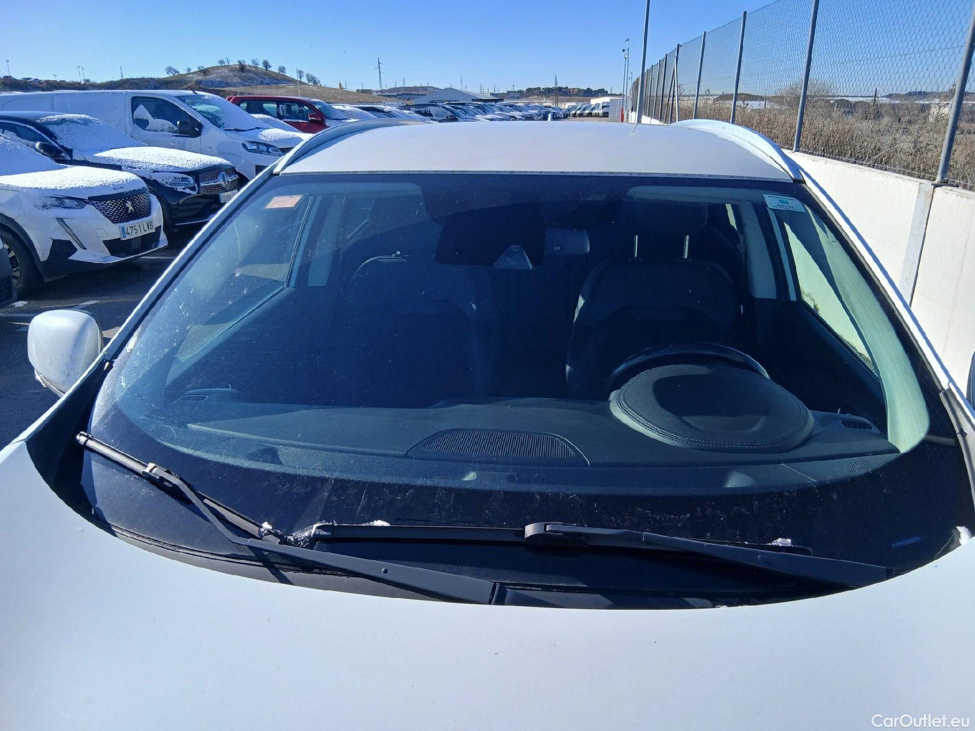  Renault  Kadjar RENAULT  / 2019 / 5P / crossover Zen Blue dCi 85kW (115CV) #3