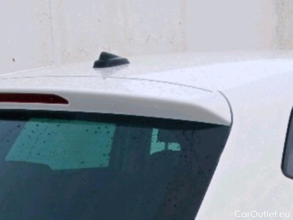  Seat  Ibiza SEAT  / 2017 / 5P / berlina con portón 1.0 MPI 59kW (80CV) Reference Plus(SP) #24