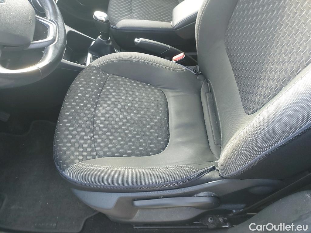  Renault  Captur RENAULT  / 2017 / 5P / crossover Zen TCe 66kW (90CV) -18 (CX) #7