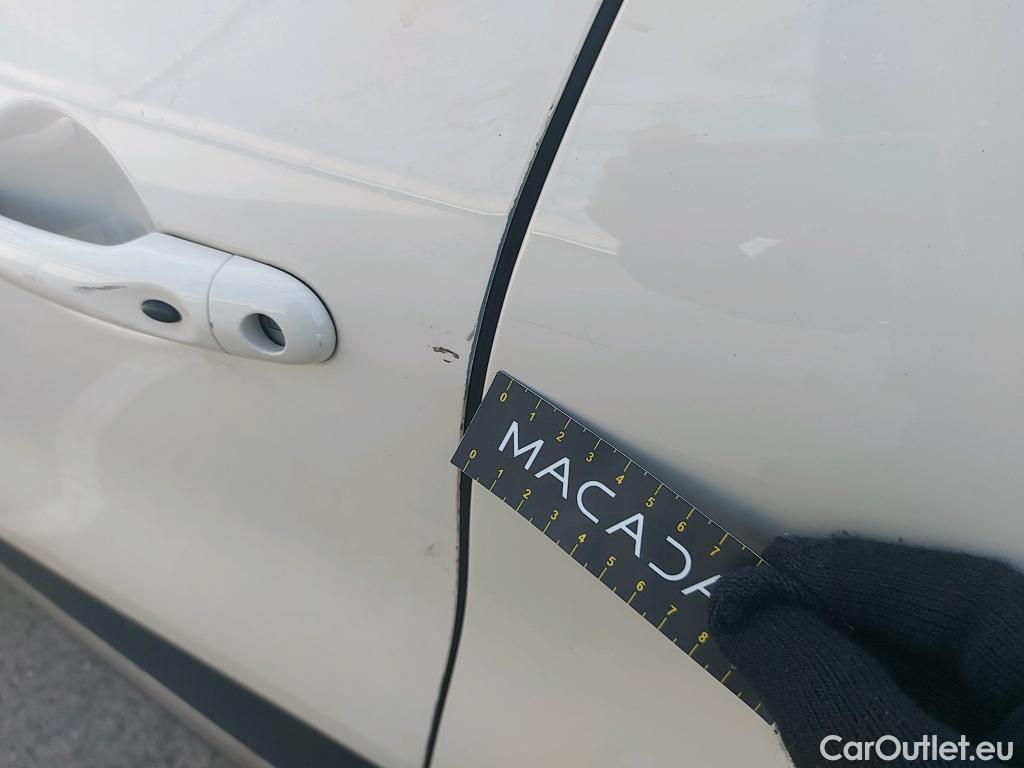  Renault  Captur RENAULT  / 2017 / 5P / crossover Zen TCe 66kW (90CV) -18 (CX) #10