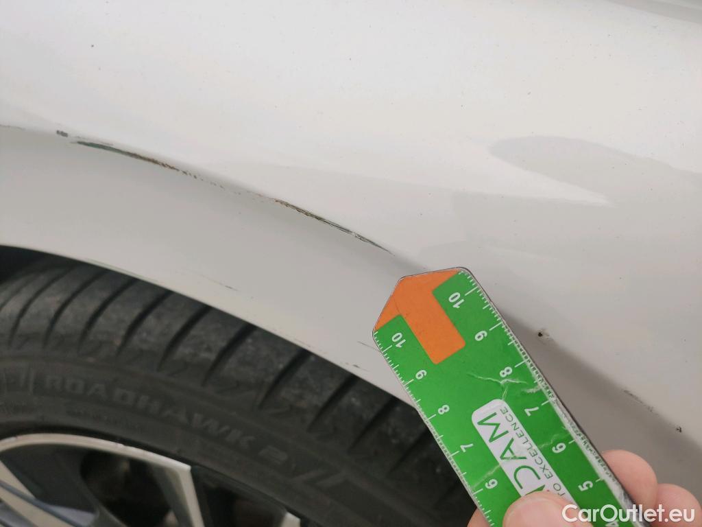  Peugeot  308 PEUGEOT  / 2021 / 5P / familiar SW Allure BlueHDi 130 S&S MAN #20