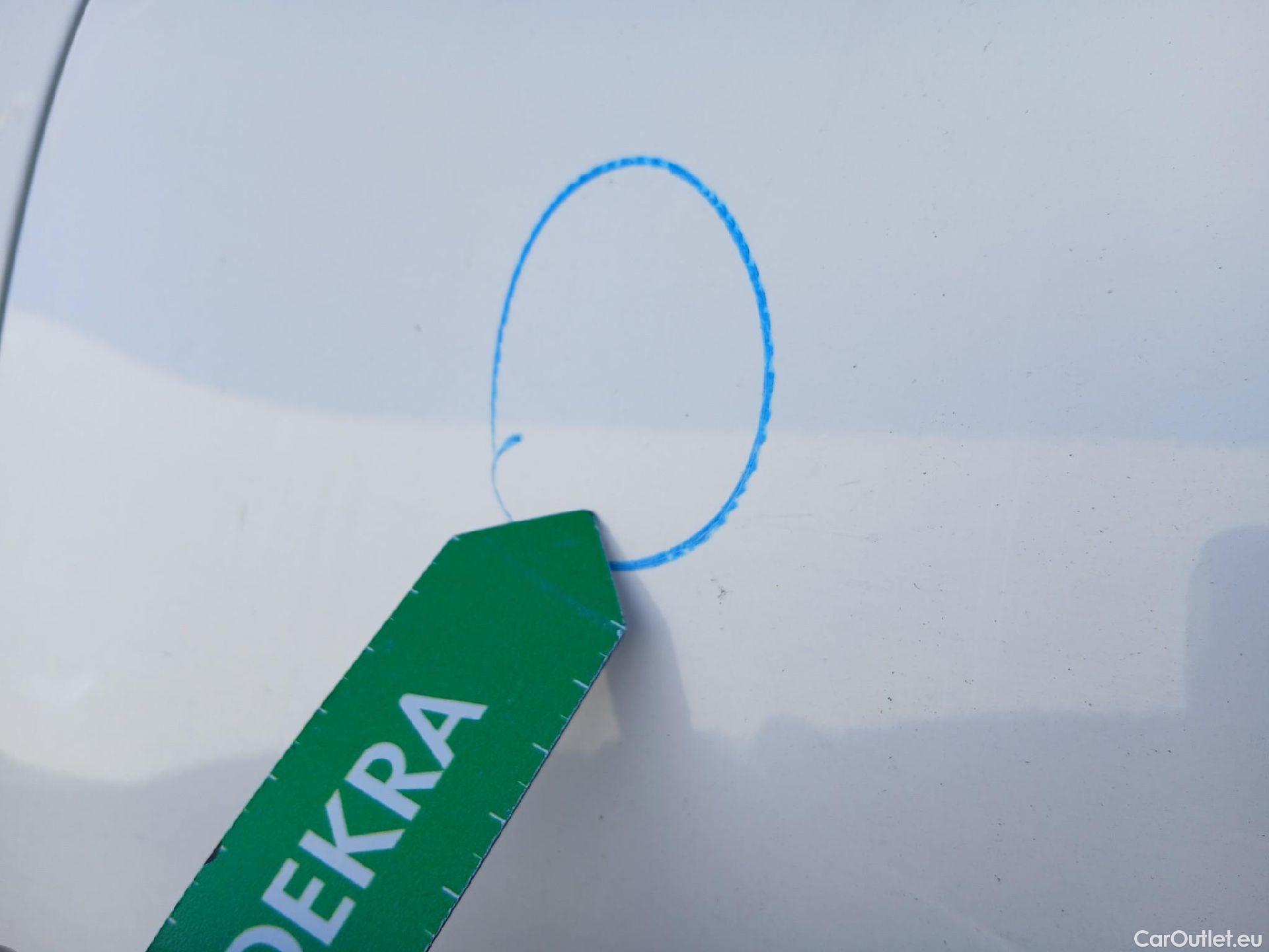  Renault  Kadjar RENAULT  / 2019 / 5P / crossover Zen Blue dCi 85kW (115CV) #14