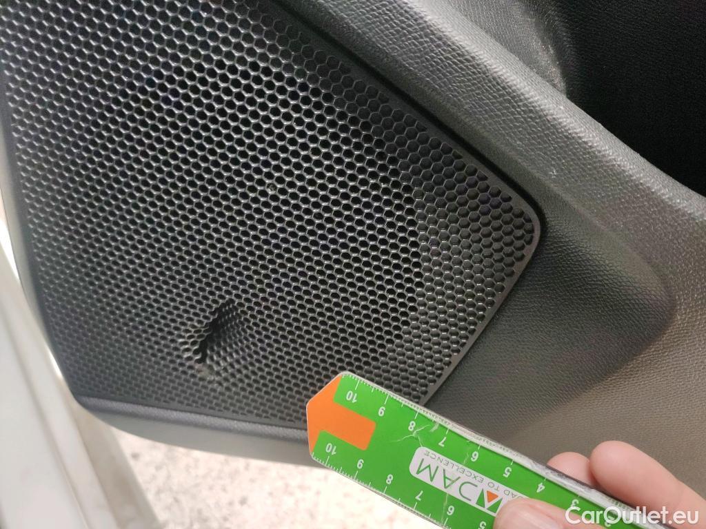  Peugeot  308 PEUGEOT  / 2021 / 5P / familiar SW Allure BlueHDi 130 S&S MAN #18