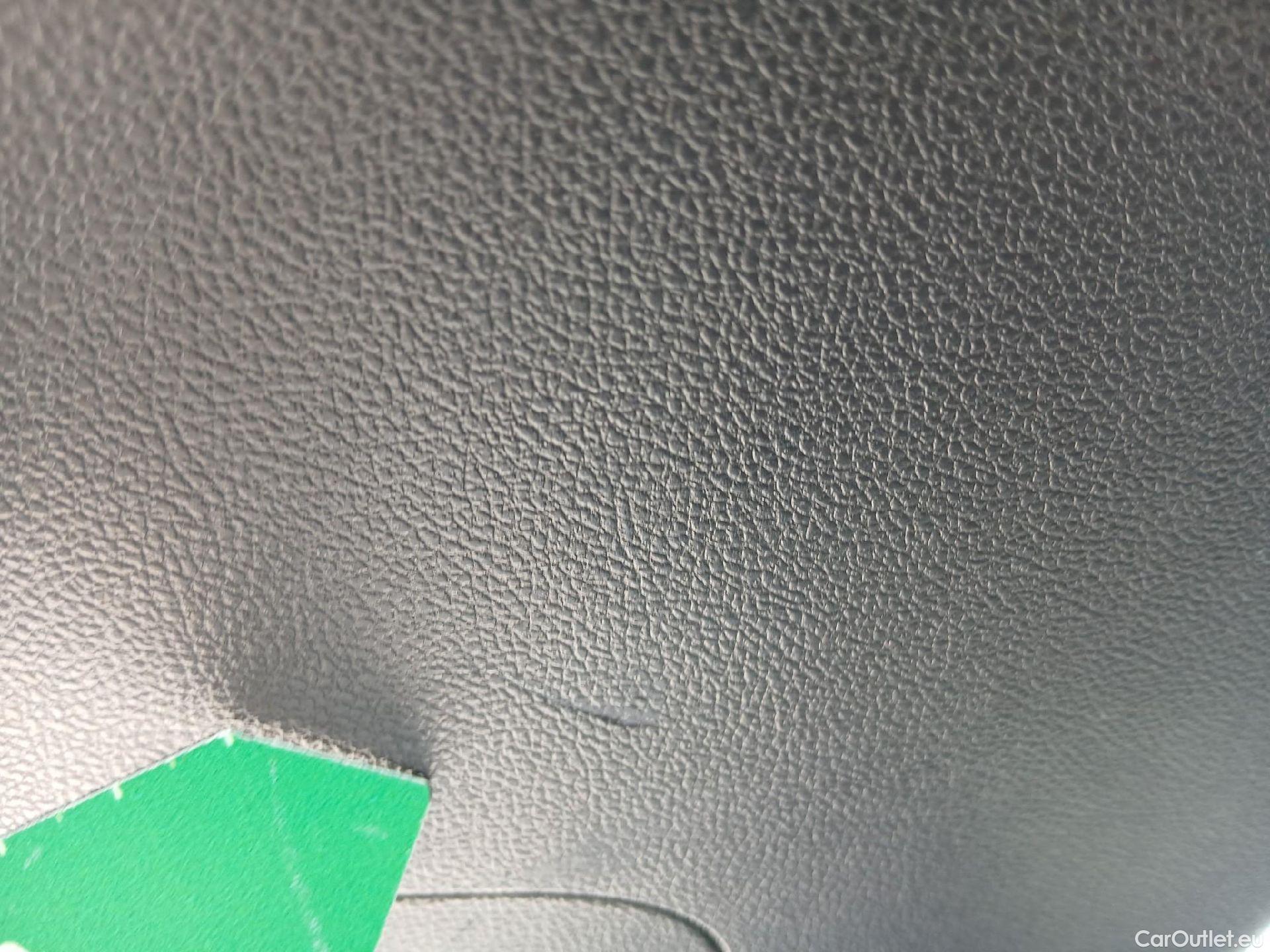  Renault  Kadjar RENAULT  / 2019 / 5P / crossover Zen Blue dCi 85kW (115CV) #21