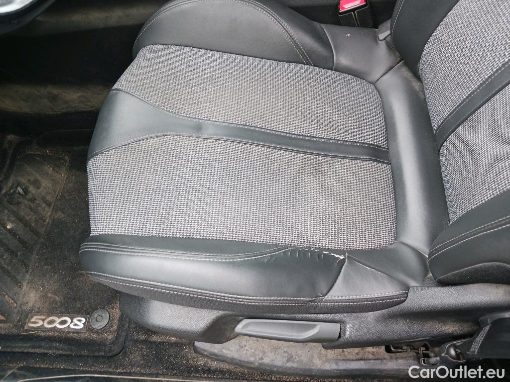  Peugeot  5008 PEUGEOT  / 2017 / 5P / todoterreno Allure BlueHDi 96kW (130CV) S&S EAT8 (CX) #11