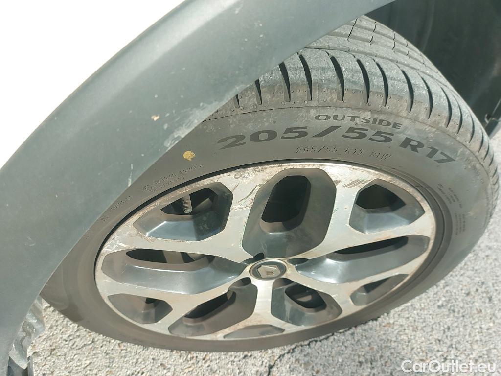  Renault  Captur RENAULT  / 2017 / 5P / crossover Zen TCe 66kW (90CV) -18 (CX) #6