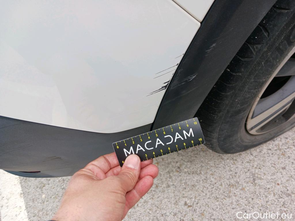  Peugeot  5008 PEUGEOT  / 2017 / 5P / todoterreno Allure BlueHDi 96kW (130CV) S&S EAT8 (CX) #28