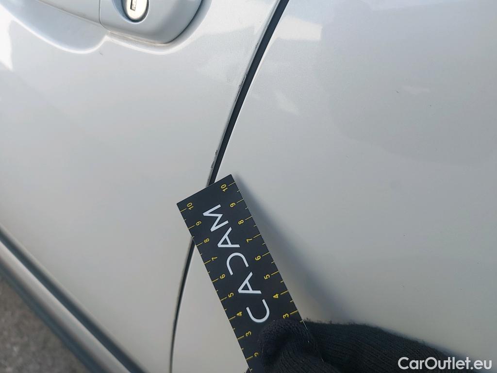  Peugeot  3008 PEUGEOT  Hybrid / 2020 / 5P / todoterreno 225 e-EAT8 Allure #18