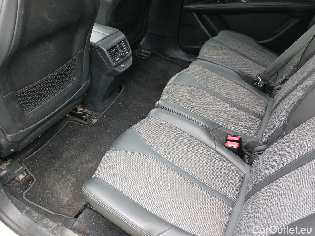  Peugeot  5008 PEUGEOT  / 2017 / 5P / todoterreno Allure BlueHDi 96kW (130CV) S&S EAT8 (CX) #17