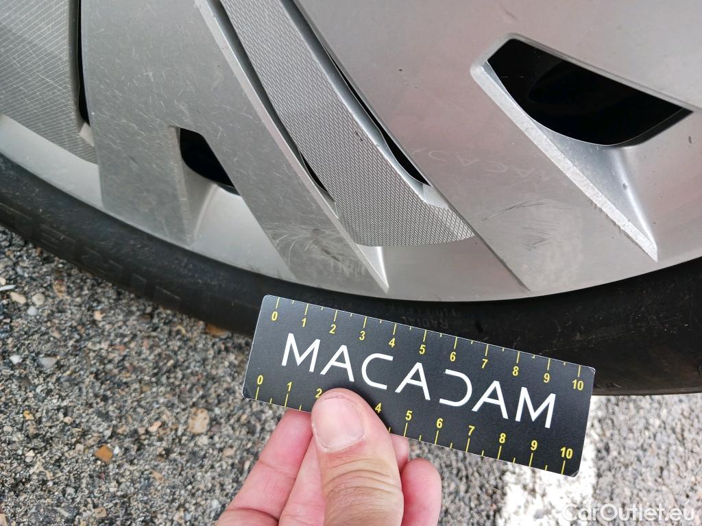  Seat  Ibiza SEAT  / 2017 / 5P / berlina con portón 1.0 MPI 59kW (80CV) Reference Plus(SP) #17