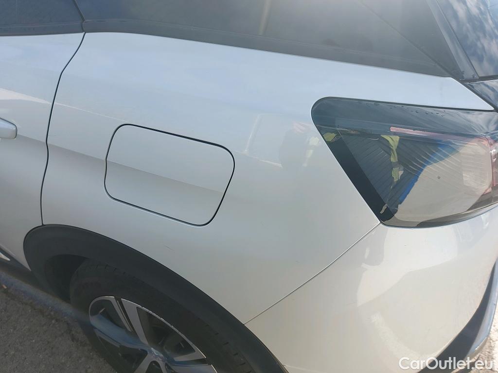  Peugeot  3008 PEUGEOT  Hybrid / 2020 / 5P / todoterreno 225 e-EAT8 Allure #19