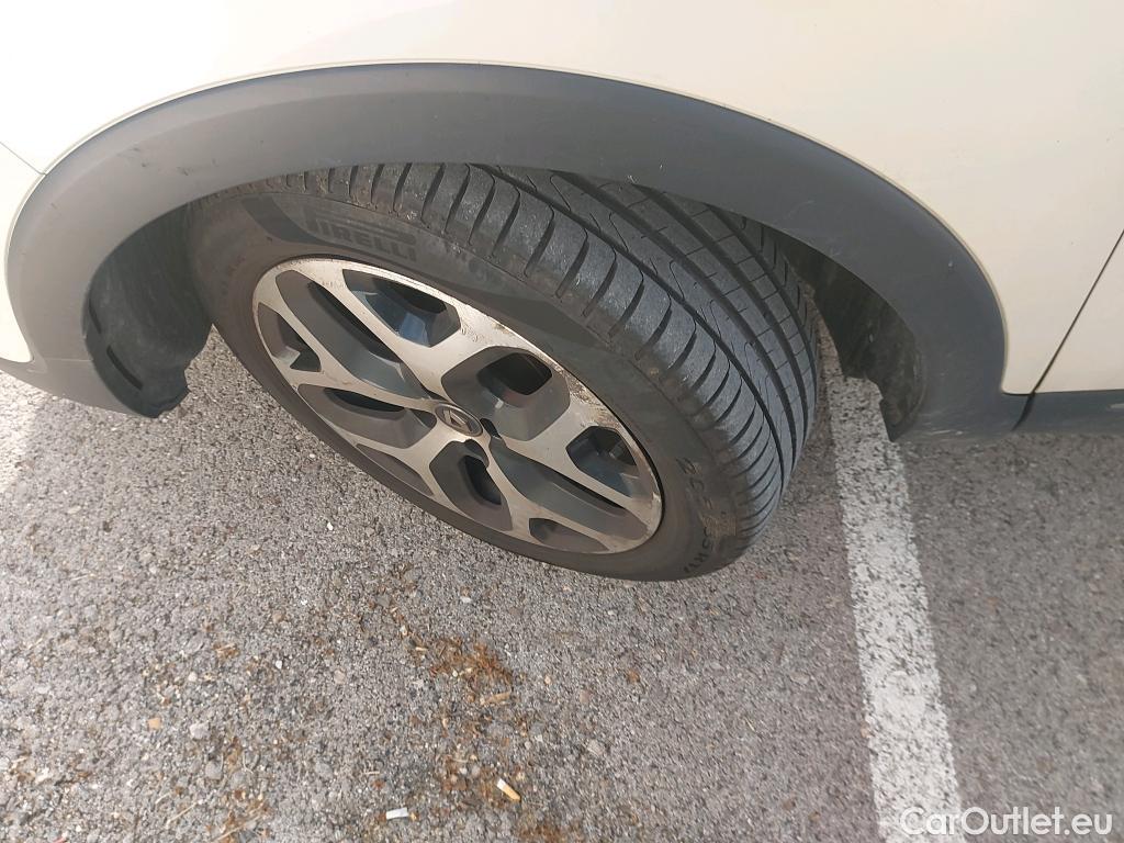  Renault  Captur RENAULT  / 2017 / 5P / crossover Zen TCe 66kW (90CV) -18 (CX) #3