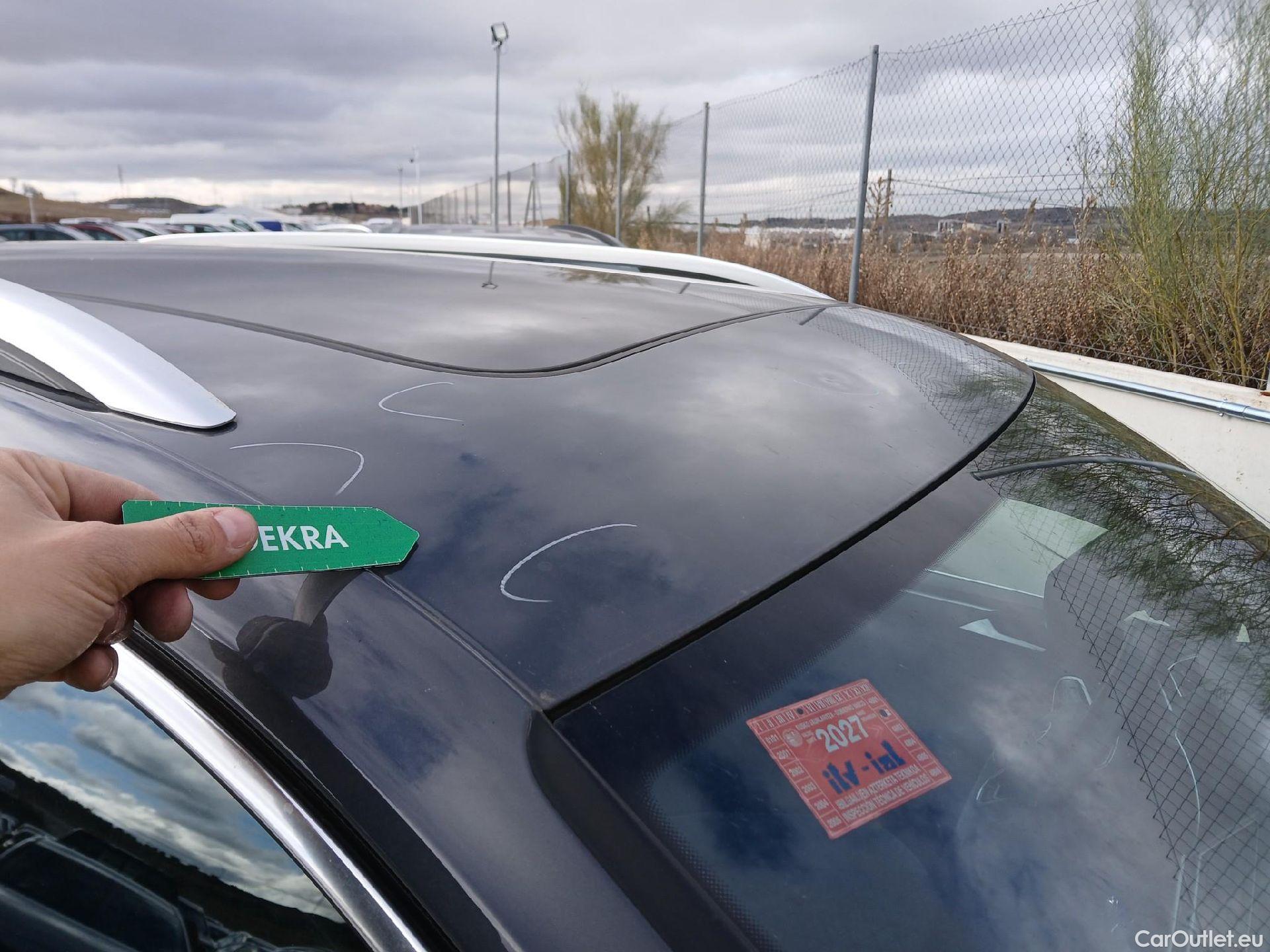  Volkswagen  Tiguan VOLKSWAGEN  / 2020 / 5P / todoterreno R-Line 2.0 TDI 110kW (150CV) DSG #37