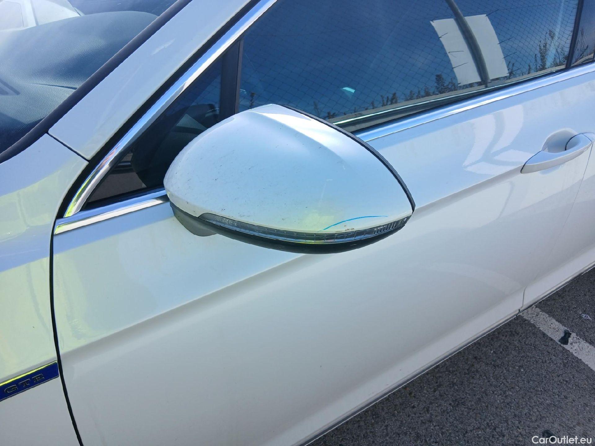  Volkswagen  Passat VOLKSWAGEN  / 2019 / 5P / familiar Variant GTE 1.4 TSI e-Power 115kW + 85kW #20